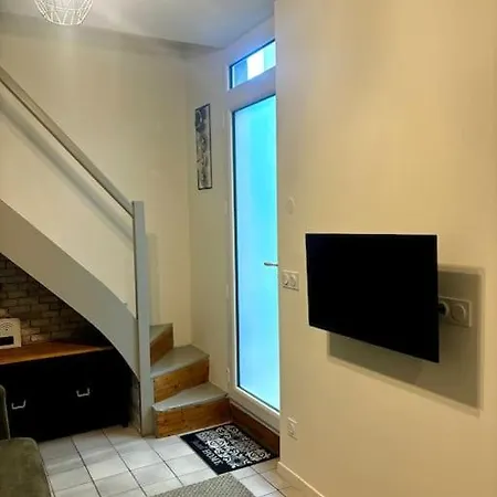 Evasion Maisonnette Avec Jardin Et Terrasse サン・ヴァリエ