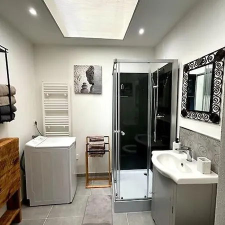 Evasion Maisonnette Avec Jardin Et Terrasse